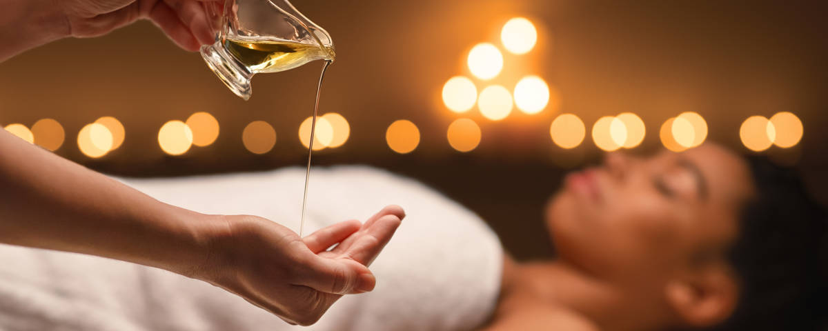AyurWoman - Ganzkörpermassage für die weibliche Balance